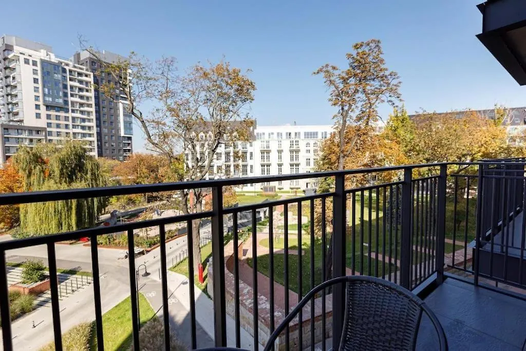 Golden Apartments Wroclaw - Great Location - Cozy And Bright&Janapawla19