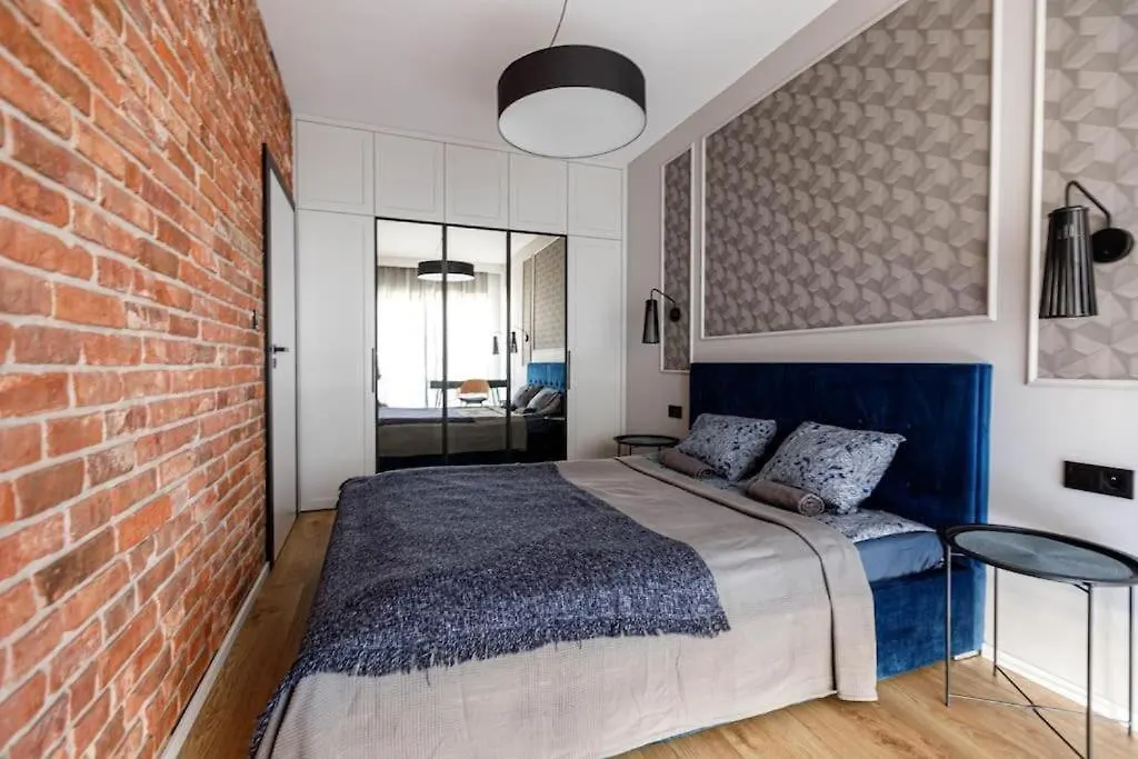 Golden Apartments Wroclaw - Great Location - Cozy And Bright&Janapawla19 0*,  Polska